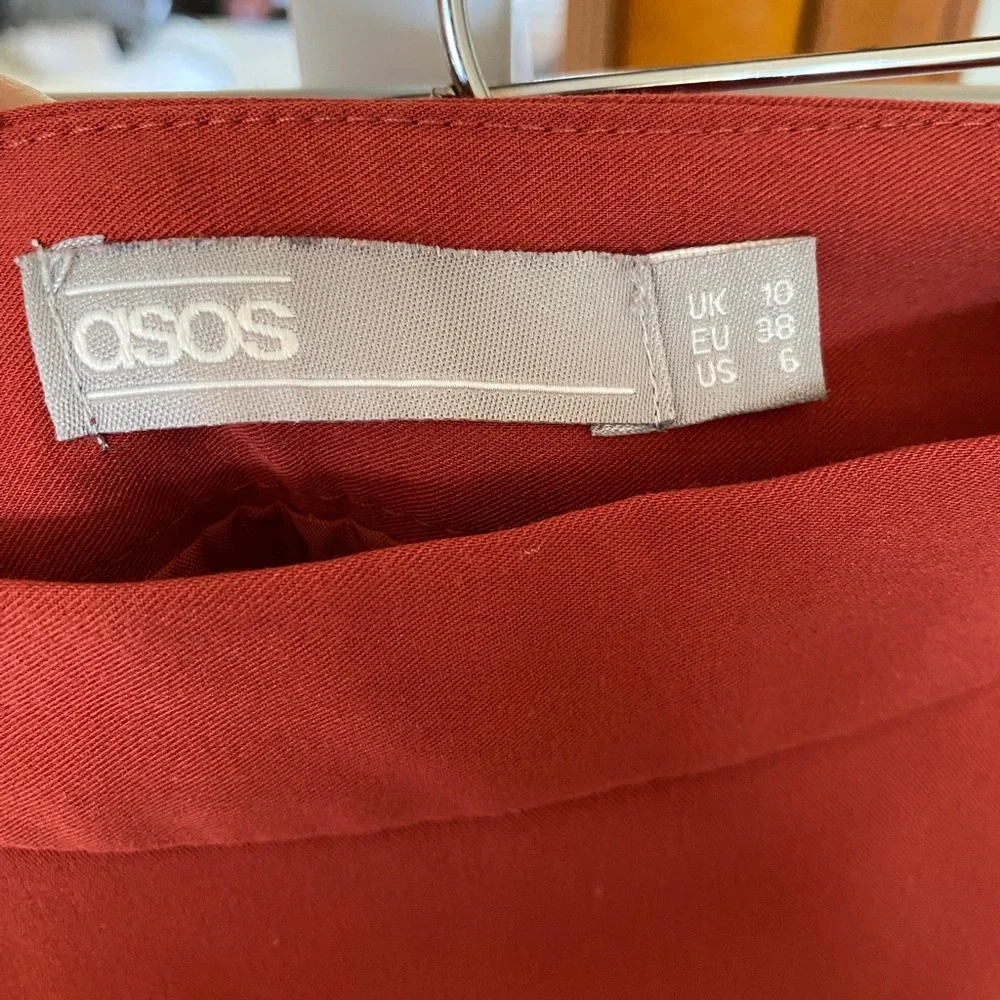 ASOS A Line Scalloped Hem Mini Skirt - Picture 3 of 5